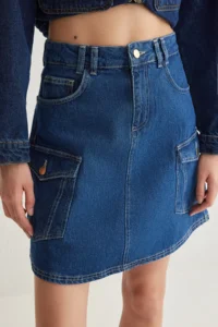 TRENDYOLMiLLA Mavi More Sustainable Cargo Pocket Detail Mini denim Skirt - Image 3