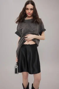 TRENDYOLMİLLA Black Satin Material A Line/Life Cut Waist Detailed Mini Skirt - Image 2