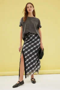 TRENDYOLMİLLA Black Plaid Patterned Tulle Lace Detailed Flexible  Skirt