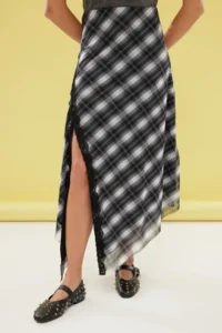 TRENDYOLMİLLA Black Plaid Patterned Tulle Lace Detailed Flexible  Skirt - Image 3