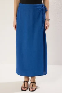 TRENDYOLMiLLA Navy Blue Binding Detailed Double breasted Kapama Maxi Size Weaving Skirt - Image 4