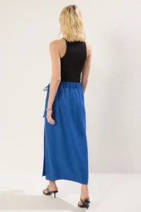TRENDYOLMiLLA Navy Blue Binding Detailed Double breasted Kapama Maxi Size Weaving Skirt - Image 6