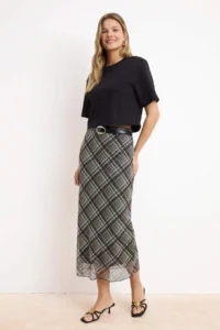 TRENDYOLMİLLA Multicolored Plaid Patterned Tulle Lace Detailed Flexible  Skirt - Image 2