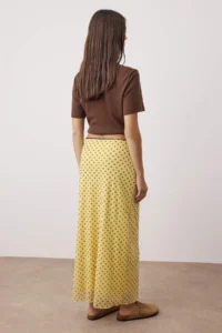 TRENDYOLMİLLA Yellow Puantiye Patterned Tulle Lace Detailed Flexible Skirt - Image 5