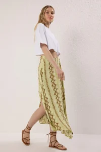 TRENDYOLMiLLA Multicolored Asymmetric slit LONG/Maxi Viscose Skirt - Image 2