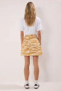 TRENDYOLMiLLA Yellow animals Zebra Patterned Front buttoned Mini Skirt - Image 4