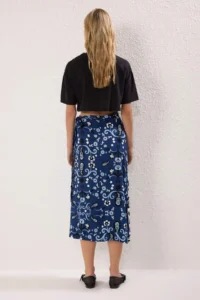 TRENDYOLMiLLA Mavi Ethnic Patterned Double breasted Closed Viscose Skirt - Image 4