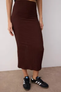 TRENDYOLMİLLA Brown textured slit Midi Flexible Knitting Skirt - Image 3