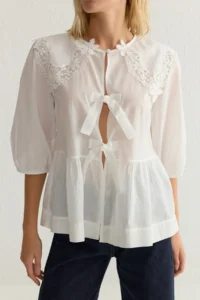 TRENDYOLMİLLA Front Tie and Lace Detailed Weaving Shirt - Image 4