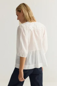TRENDYOLMİLLA Front Tie and Lace Detailed Weaving Shirt - Image 5