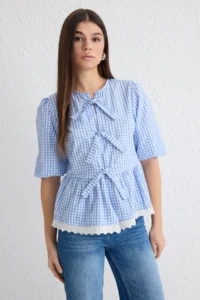 TRENDYOLMİLLA Mavi Skirt Lace And Front Binding Detailed Weaving Shirt