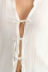 TRENDYOLMİLLA White textured Material Front Binding Detailed Weaving Shirt - Image 4