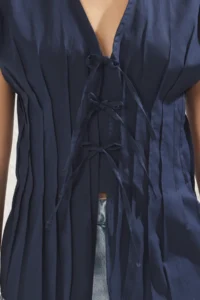 TRENDYOLMİLLA Navy Blue Fitted Belde Dart Detailed tied up Weaving Shirt - Image 3