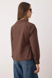 TRENDYOLMİLLA Dark Brown Double breasted Kapama Binding Detailed Regular Pattern Weaving Shirt - Image 4