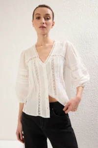 TRENDYOLMİLLA White Cotton Material Lace Detailed Regular Normal Pattern Weaving Shirt