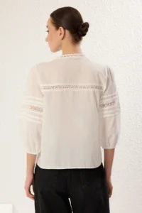 TRENDYOLMİLLA White Cotton Material Lace Detailed Regular Normal Pattern Weaving Shirt - Image 5