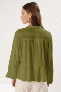 TRENDYOLMİLLA Khaki Cotton textured Kolda Lace Oversized Boho Weaving Shirt - Image 5