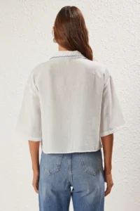 TRENDYOLMİLLA White Collar and Weaving Skirt with Embroidery Detail Regular Normal Pattern Weaving Shirt - Image 5