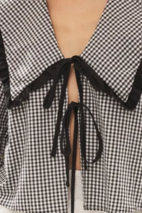 TRENDYOLMİLLA Black Big Collar Detailed Gingham pattern Regular Normal Pattern Weaving Shirt - Image 3