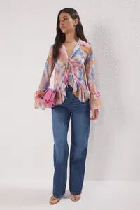 TRENDYOLMİLLA Powder Pink-Multicolored Ruffle Detailed on Front Body and Sleeve tied up Weaving Shirt - Image 2
