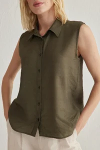 TRENDYOLMİLLA Khaki Zero Sleeve linen look Regular Normal Pattern Weaving Shirt - Image 4