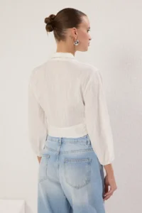 TRENDYOLMİLLA White Binding Detailed Striped Weaving Shirt - Image 4