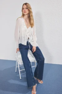 TRENDYOLMİLLA White Boho Ruffle Detailed Siphon Tire Detailed Shirt - Image 2