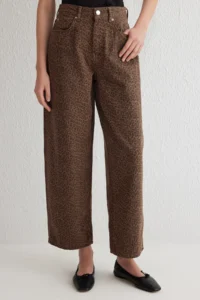 TRENDYOLMİLLA Multicolored Leopard Patterned Brown Regular Waist barrel jeans - Image 3