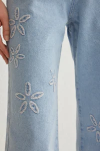 TRENDYOLMİLLA Light Blue Floral Embroidered High Waist Wide Leg Wide Leg 100% Cotton Non-Stretch jeans - Image 4