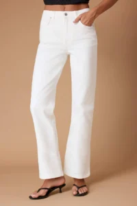 TRENDYOLMİLLA White High Waist Plain Kesim comfort/Flexible Straight jeans - Image 3