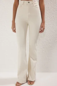 TRENDYOLMİLLA Ecru High Waist Less Flexible Flare flared leg jeans - Image 7