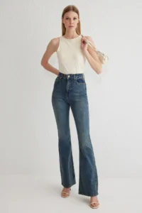 TRENDYOLMİLLA Dark Blue High Waist Less Flexible Flare flared leg jeans