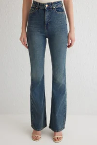TRENDYOLMİLLA Dark Blue High Waist Less Flexible Flare flared leg jeans - Image 3