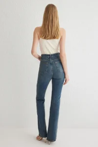 TRENDYOLMİLLA Dark Blue High Waist Less Flexible Flare flared leg jeans - Image 5