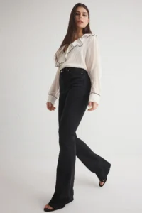 TRENDYOLMİLLA Black High Waist Middle Flexible Flare flared leg jeans - Image 2