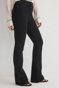 TRENDYOLMİLLA Black High Waist Middle Flexible Flare flared leg jeans - Image 3