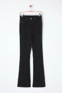 TRENDYOLMİLLA Black High Waist Middle Flexible Flare flared leg jeans - Image 6