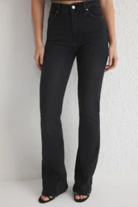 TRENDYOLMİLLA Black High Waist Middle Flexible Flare flared leg jeans - Image 3