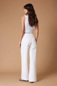 TRENDYOLMİLLA White Button Detailed High Waist comfort/Flexible Wide Leg Wide Leg jeans - Image 4