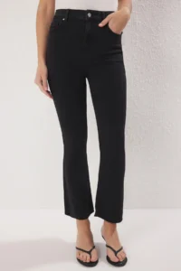 TRENDYOLMİLLA Anthracite High Waist comfort/Flexible Crop Flare Bilek Size jeans - Image 3