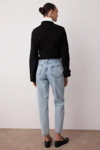 TRENDYOLMİLLA Light Blue High Waist Mom 100% Cotton Non-Stretch jeans - Image 4