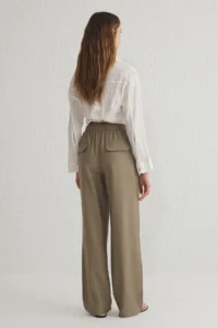 TRENDYOLMİLLA Khaki Elastic Waist Ederli Material Pull On Jogger Weaving Pants - Image 5