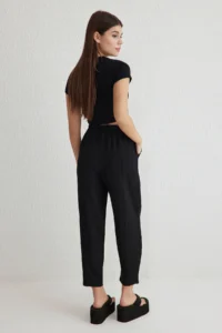 TRENDYOLMİLLA Black Elastic Waist Harem/Salwar Relaxed Cut Weaving Pants - Image 5