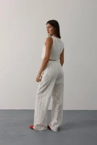 TRENDYOLMİLLA White Laced embroidery Straight/Plain Kesim Pants - Image 5