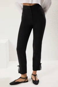 TRENDYOLMİLLA Black Cigarette Cuffs Bow Detailed Weaving Pants - Image 4