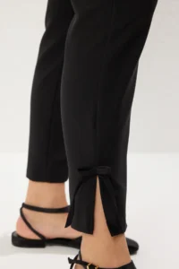 TRENDYOLMİLLA Black Cigarette Cuffs Bow Detailed Weaving Pants - Image 5
