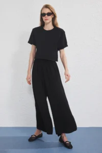 TRENDYOLMİLLA Black Elastic Waist Soft Comfortable Material Wide Leg Extra Wide Leg Weaving Pants - Image 2