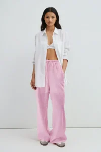 TRENDYOLMİLLA Light Pink linen look Wide Leg/Wide Leg Shorts Lined Elastic Waist  Pants - Image 2
