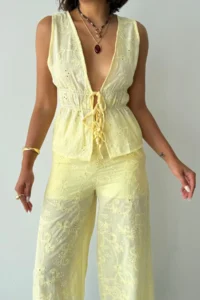 TRENDYOLMİLLA Yellow Cotton embroidery Lined Pants - Image 2