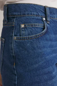 TRENDYOLMİLLA Dark Blue High Waist denim Bermuda - Image 4